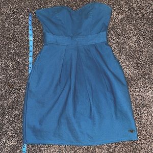 ROXY JUNIORS WOMEN’S SIZE XS 3 STRAPLESS LINED  MINI DRESS WITH POCKETS!!!